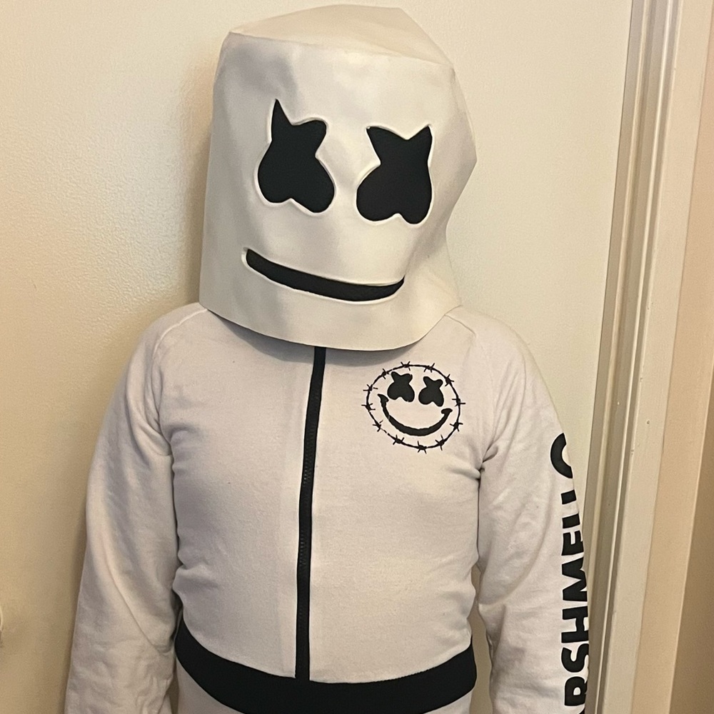 Used Juniors Fornite Marshmallow Custom